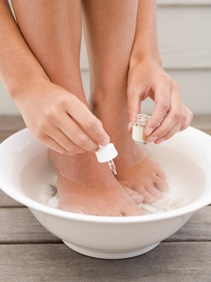 Tea Tree Oil to Treat Fungal Nail