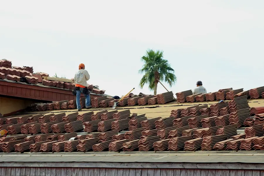 roofing contractor