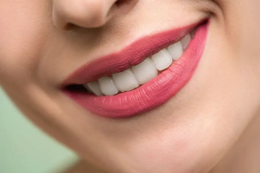 healthy white teeths